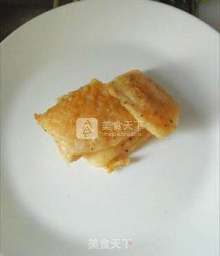 情人节菜谱之法式香煎龙利鱼的做法步骤:5