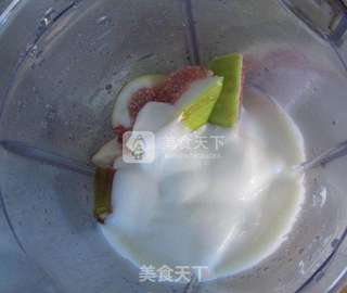 无花果奶昔的做法步骤:4