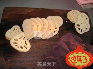 鱼虾藕饼的做法步骤:4