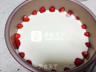 草莓慕斯蛋糕的做法步骤:7