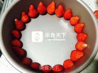 草莓慕斯蛋糕的做法步骤:5