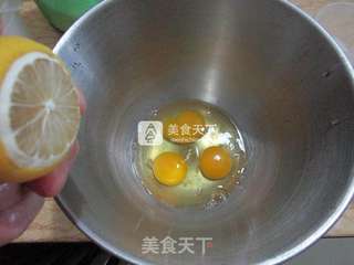 酸奶水果蛋糕杯的做法步骤:3