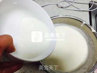 草莓慕斯蛋糕的做法步骤:4