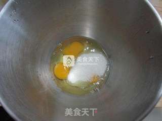酸奶水果蛋糕杯的做法步骤:4