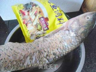 老坛酸菜鱼的做法步骤：1