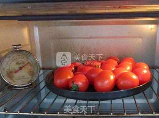 罗勒蒜蓉烤番茄的做法步骤:2