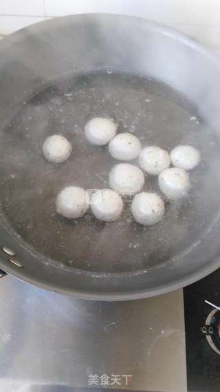 健康美味低脂减肥佳品~~~芹菜鸡胸肉丸子的做法步骤:11