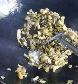 酸菜红烧肉的做法步骤：10
