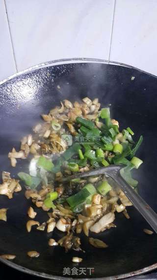 酸菜红烧肉的做法步骤：11