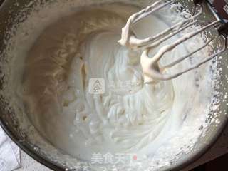 草莓黑森林蛋糕的做法步骤:3