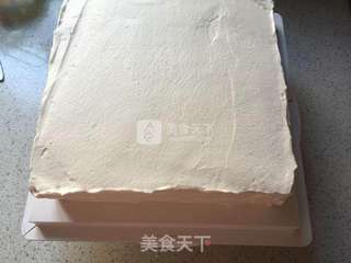 草莓黑森林蛋糕的做法步骤:9