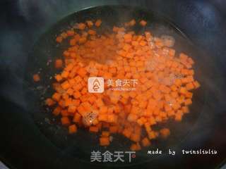 五彩松仁鸡丁的做法步骤:7