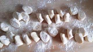 鲜肉胡萝卜水饺的做法步骤:10