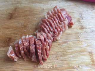 腊肉手撕包菜的做法步骤:2