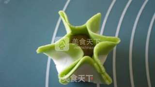 翡翠花饺的做法步骤:8