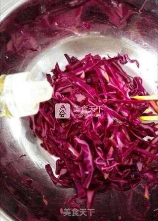 节后刮油-柠檬拌紫甘蓝的做法步骤:6