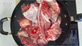 阿迪锅烀羊腿肉的做法步骤:2