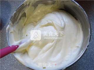 蔓越莓皇冠戚风蛋糕的做法步骤:18