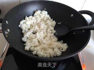 蘑菇香肠炒饭的做法步骤:6