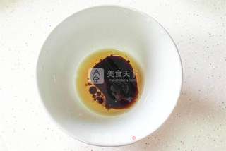 银鱼蒸水蛋的做法步骤:2