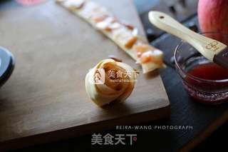玫瑰酥皮卷的做法步骤:6