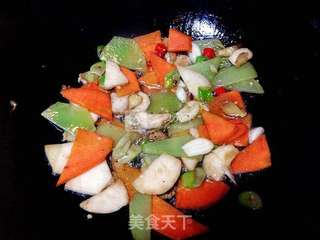 杏鲍菇小炒肉的做法步骤：6