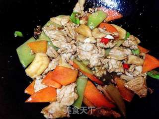 杏鲍菇小炒肉的做法步骤：7
