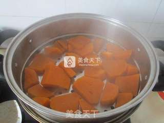 南瓜鲜肉汤圆的做法步骤:2