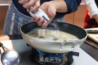 马来西亚鱼头米粉的做法步骤：7