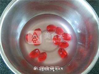 6寸草莓慕斯蛋糕的做法步骤:11