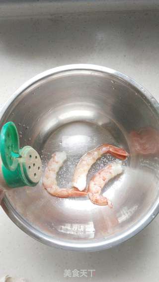 香酥虾排的做法步骤：1