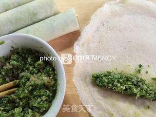 锁住一抹春意的聚财春卷的做法步骤:8