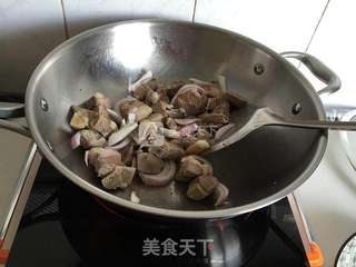 羊肉抓饭的做法步骤:4