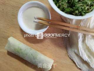 锁住一抹春意的聚财春卷的做法步骤:9
