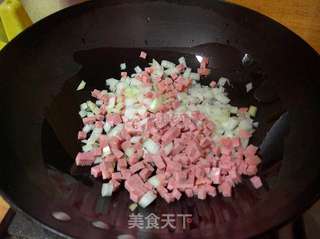洋葱火腿咸马芬的做法步骤:3
