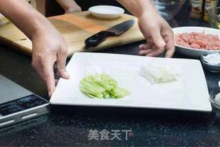 京酱肉丝的做法步骤:6