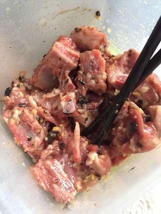 荷香豆豉蒸排骨的做法步骤：4