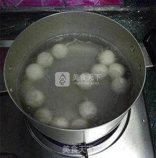 自制紫薯元宵的做法步骤:12