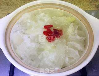 雪梨枸杞银耳羹的做法步骤:4
