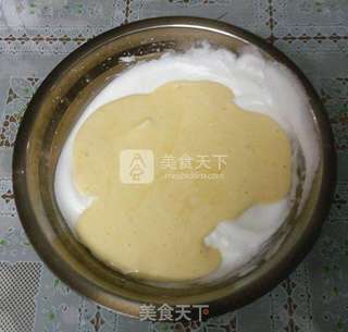 戚风蛋糕(6寸)的做法步骤:13