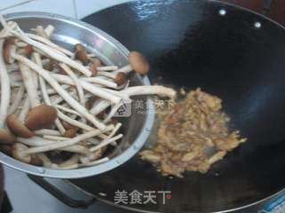 茶树菇炒鸡肉的做法步骤:7