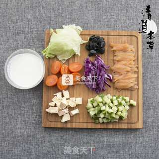 黑蒜彩虹沙拉的做法步骤:2