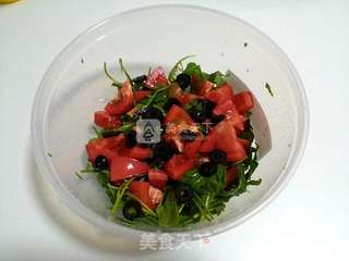 马苏里拉蔬菜沙拉的做法步骤:2