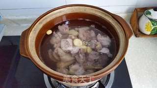 黄花菜板栗煲鸡汤的做法步骤:4