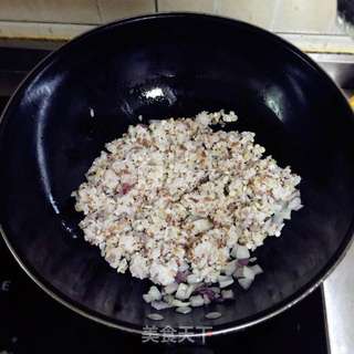 焗饭-瑶宝海鲜焗饭的做法步骤:3