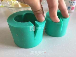 白巧克力寿桃的做法步骤:2