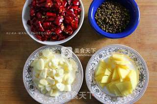 辣子鸡的做法步骤:2