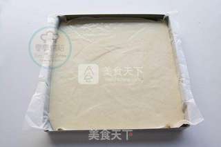 火龙果奶油蛋糕卷的做法步骤:10