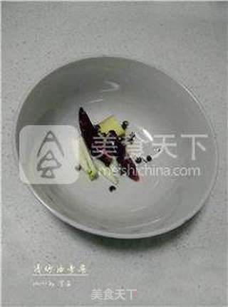 【节后清肠需吃草】清炒油麦菜的做法步骤:2