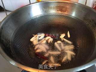 韭菜炒鳝丝的做法步骤:3